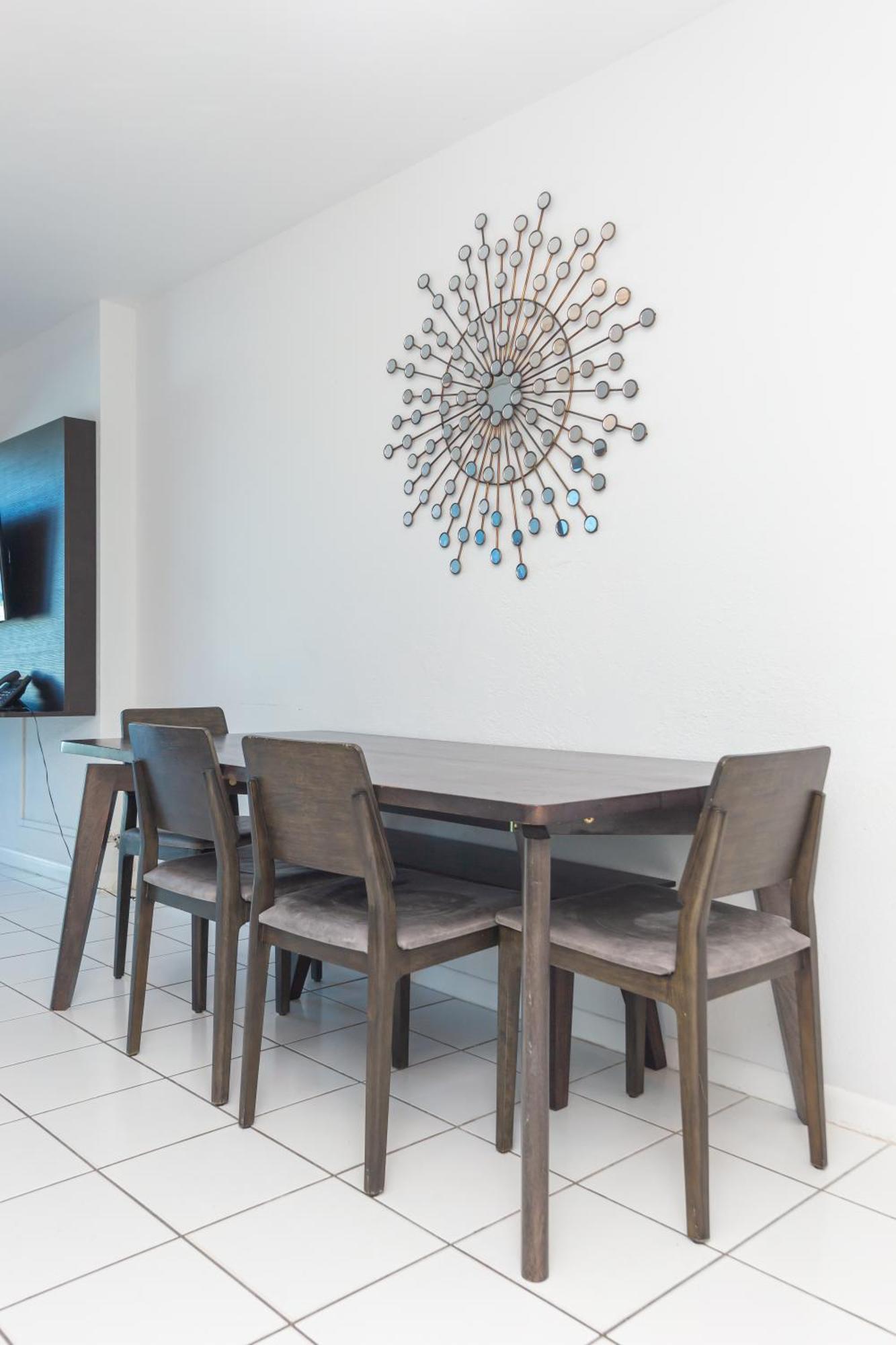 Girasole Rentals Suites Miami Beach Room photo